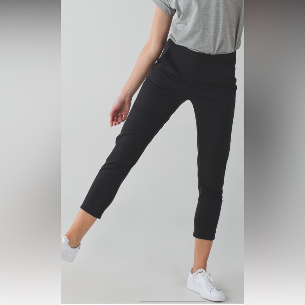 lululemon athletica Black Cropped Trousers